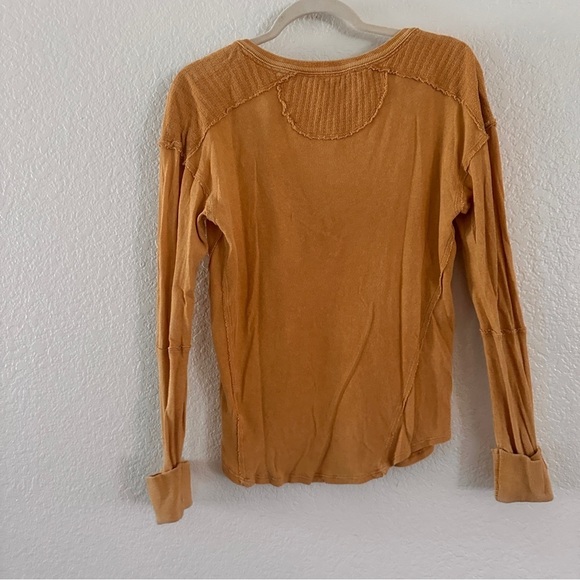We The Free Mustard Thermal Top Medium Button Neck Long Sleeve Waffle Knit Boho - Picture 8 of 11